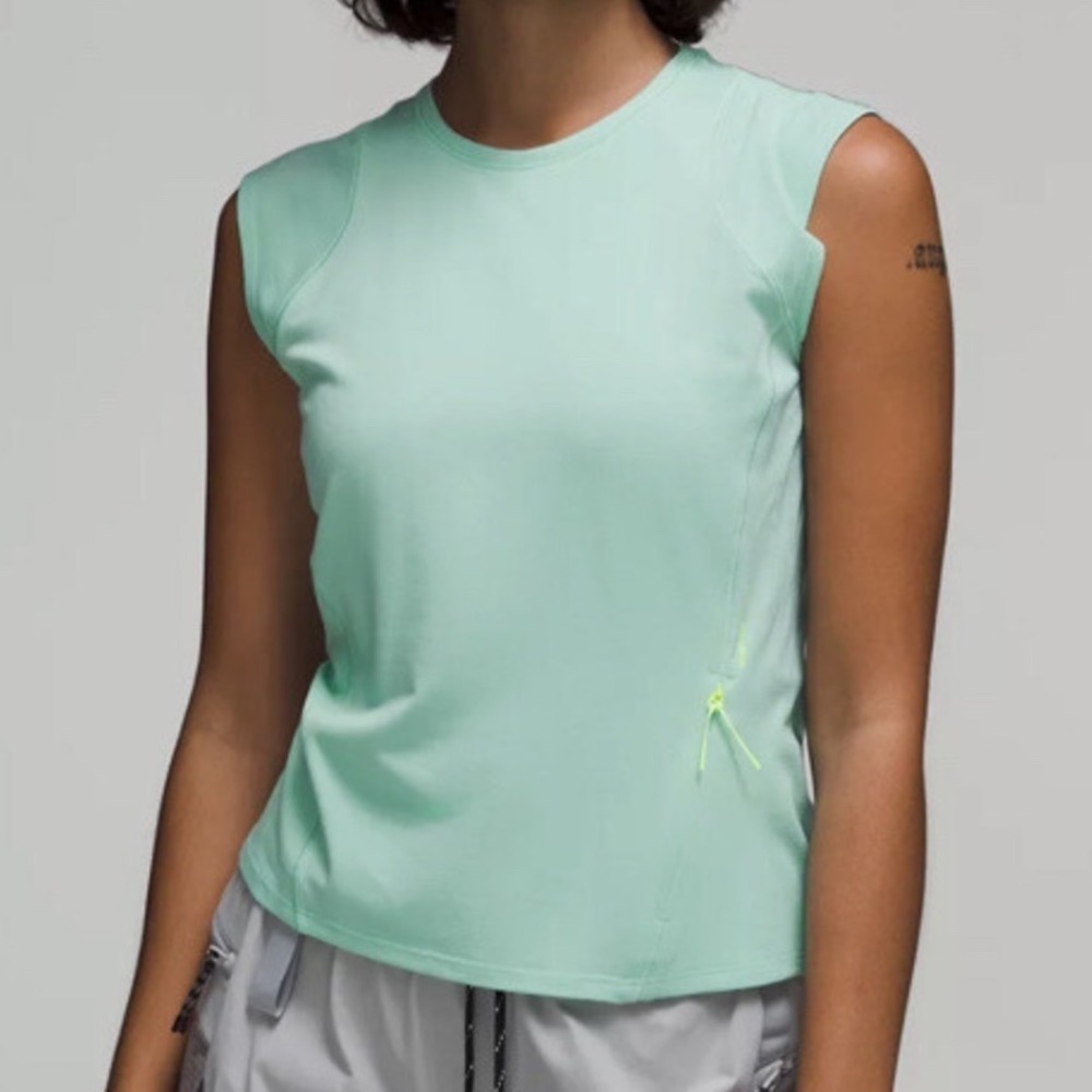 LULULEMON Wild Mint Cap Sleeve Hiking Shirt Tank Top Tee Women Size 12